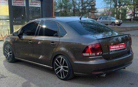 Volkswagen Polo VI (EU Market), 2015 год, 950 000 рублей, 1 фотография