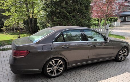 Mercedes-Benz E-Класс, 2014 год, 2 230 000 рублей, 4 фотография
