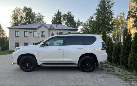 Toyota Land Cruiser Prado 150 рестайлинг 2, 2020 год, 7 700 000 рублей, 4 фотография