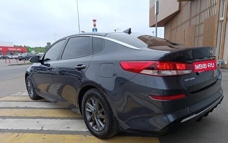 KIA Optima IV, 2018 год, 1 300 000 рублей, 6 фотография