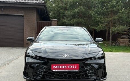 Toyota Camry, 2024 год, 3 790 000 рублей, 3 фотография