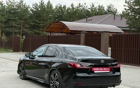Toyota Camry, 2024 год, 3 790 000 рублей, 4 фотография