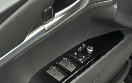 Toyota Camry, 2024 год, 3 790 000 рублей, 18 фотография