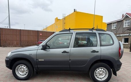Chevrolet Niva I рестайлинг, 2017 год, 799 000 рублей, 8 фотография