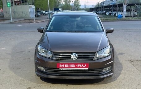 Volkswagen Polo VI (EU Market), 2015 год, 950 000 рублей, 3 фотография