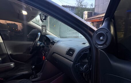 Volkswagen Polo VI (EU Market), 2015 год, 950 000 рублей, 11 фотография