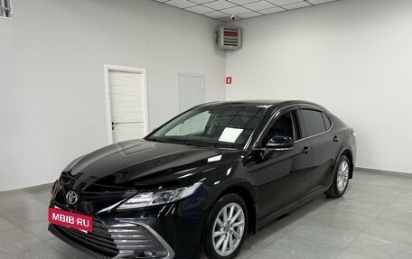 Toyota Camry, 2021 год, 3 250 000 рублей, 4 фотография