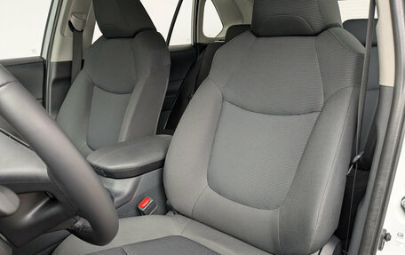 Toyota RAV4, 2024 год, 3 850 000 рублей, 20 фотография