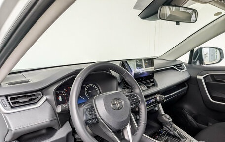 Toyota RAV4, 2024 год, 3 850 000 рублей, 16 фотография