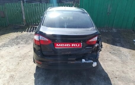 Ford Fiesta, 2015 год, 470 000 рублей, 1 фотография
