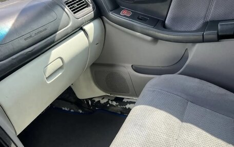 Subaru Forester, 2002 год, 355 000 рублей, 13 фотография