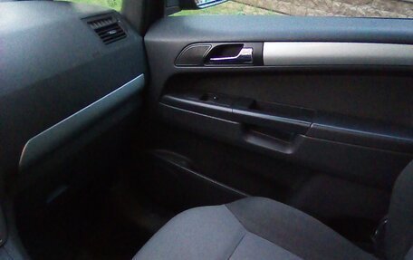 Opel Zafira B, 2009 год, 750 000 рублей, 13 фотография