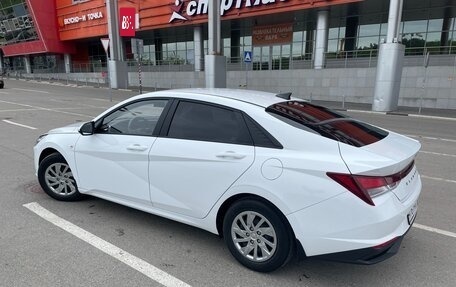 Hyundai Elantra, 2021 год, 2 200 000 рублей, 6 фотография