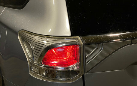 Mitsubishi Outlander III рестайлинг 3, 2012 год, 1 549 000 рублей, 7 фотография