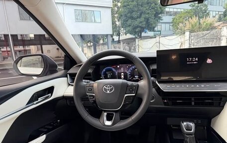 Toyota Camry, 2025 год, 3 963 000 рублей, 7 фотография