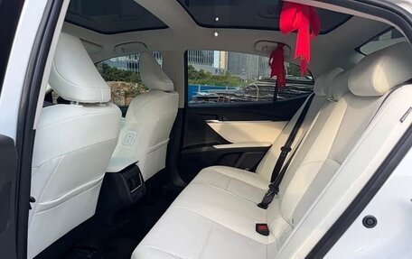 Toyota Camry, 2025 год, 3 963 000 рублей, 5 фотография
