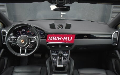 Porsche Cayenne III, 2019 год, 7 980 000 рублей, 15 фотография