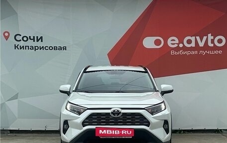 Toyota RAV4, 2020 год, 2 950 000 рублей, 2 фотография