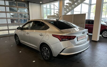 Hyundai Solaris II рестайлинг, 2021 год, 1 425 000 рублей, 5 фотография