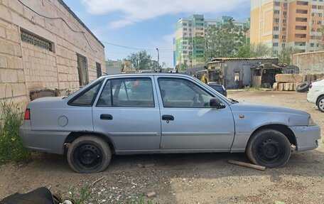 Daewoo Nexia I рестайлинг, 2012 год, 70 000 рублей, 2 фотография