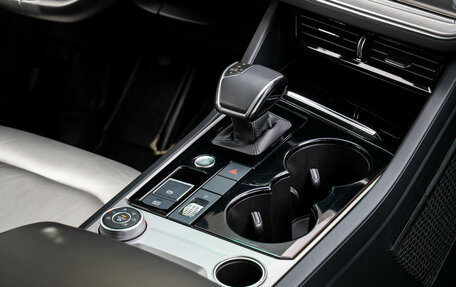 Volkswagen Touareg III, 2018 год, 4 400 000 рублей, 19 фотография