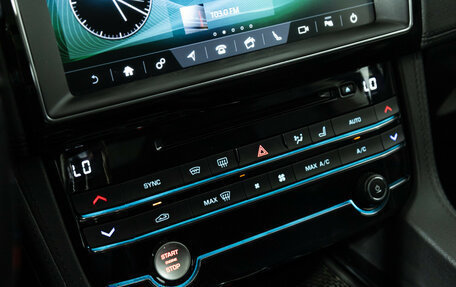 Jaguar F-Pace, 2019 год, 2 849 700 рублей, 21 фотография