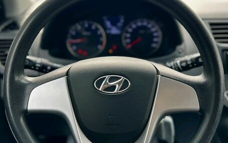 Hyundai Solaris II рестайлинг, 2011 год, 760 000 рублей, 11 фотография