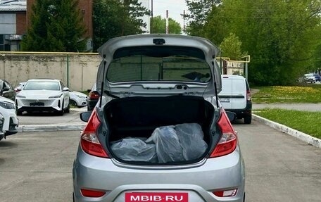 Hyundai Solaris II рестайлинг, 2011 год, 760 000 рублей, 8 фотография