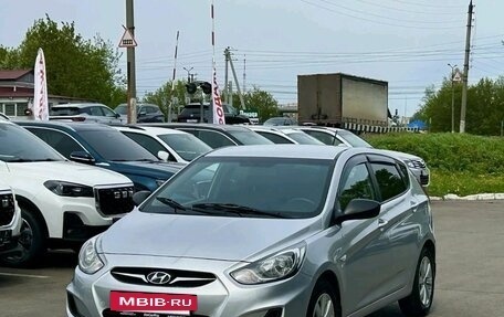 Hyundai Solaris II рестайлинг, 2011 год, 760 000 рублей, 4 фотография