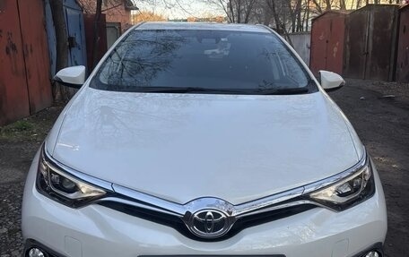 Toyota Auris II, 2016 год, 1 100 000 рублей, 4 фотография