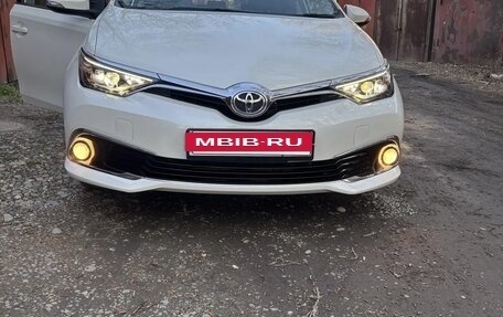 Toyota Auris II, 2016 год, 1 100 000 рублей, 2 фотография