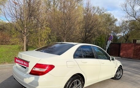 Mercedes-Benz C-Класс, 2011 год, 1 000 000 рублей, 4 фотография
