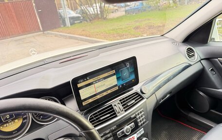 Mercedes-Benz C-Класс, 2011 год, 1 000 000 рублей, 7 фотография
