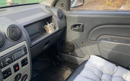 Renault Logan I, 2006 год, 250 000 рублей, 4 фотография