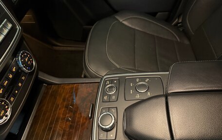 Mercedes-Benz GL-Класс, 2015 год, 5 200 000 рублей, 4 фотография