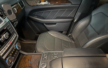 Mercedes-Benz GL-Класс, 2015 год, 5 200 000 рублей, 3 фотография