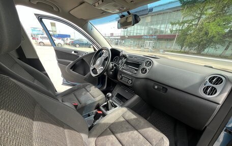 Volkswagen Tiguan I, 2011 год, 890 000 рублей, 11 фотография