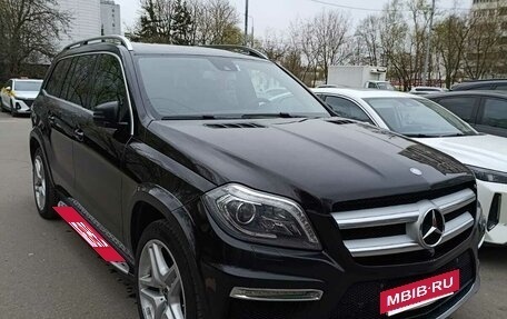 Mercedes-Benz GL-Класс, 2015 год, 2 700 000 рублей, 2 фотография