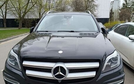 Mercedes-Benz GL-Класс, 2015 год, 2 700 000 рублей, 5 фотография