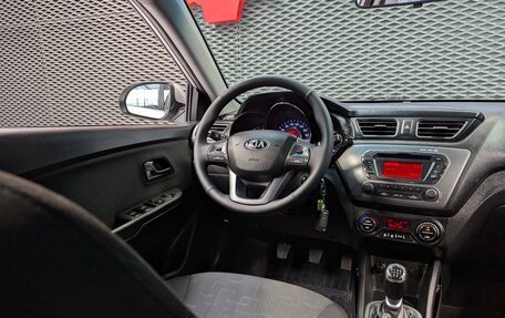 KIA Rio III рестайлинг, 2013 год, 899 000 рублей, 13 фотография
