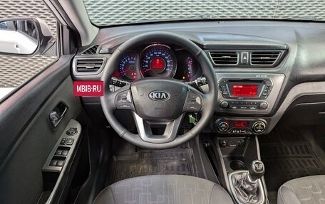 KIA Rio III рестайлинг, 2013 год, 899 000 рублей, 14 фотография