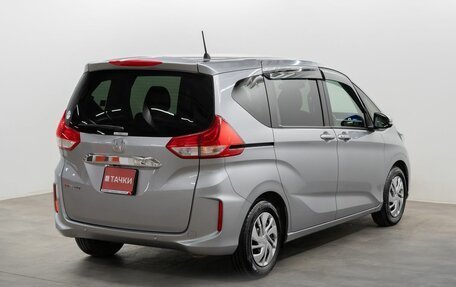 Honda Freed II, 2022 год, 2 000 000 рублей, 4 фотография