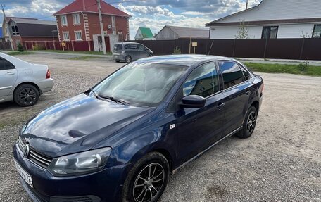 Volkswagen Polo VI (EU Market), 2011 год, 380 000 рублей, 3 фотография