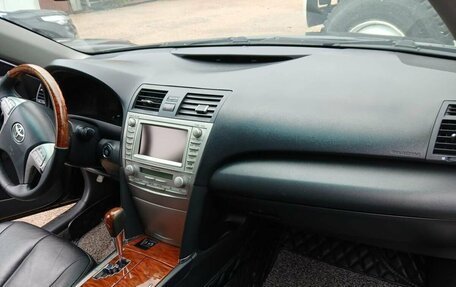 Toyota Camry, 2011 год, 814 000 рублей, 6 фотография