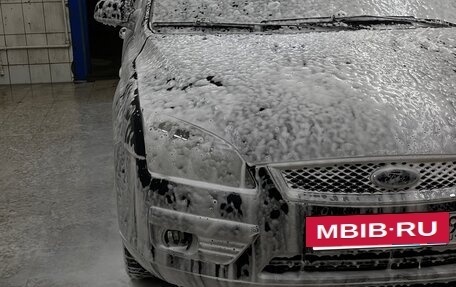 Ford Focus II рестайлинг, 2005 год, 480 000 рублей, 24 фотография