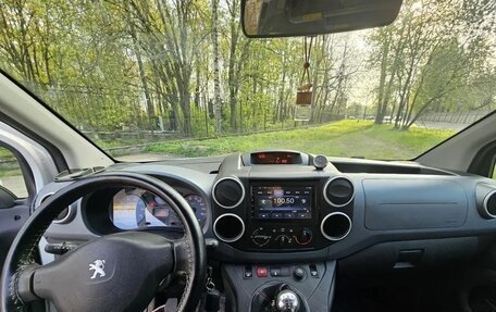 Peugeot Partner II рестайлинг 2, 2012 год, 670 000 рублей, 6 фотография