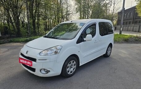 Peugeot Partner II рестайлинг 2, 2012 год, 670 000 рублей, 4 фотография