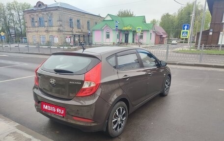 Hyundai Solaris II рестайлинг, 2015 год, 800 000 рублей, 6 фотография