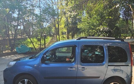 Renault Kangoo II рестайлинг, 2013 год, 985 000 рублей, 4 фотография