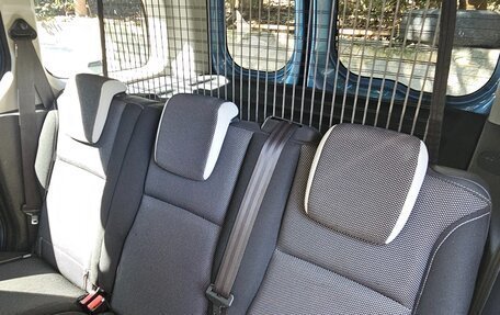 Renault Kangoo II рестайлинг, 2013 год, 985 000 рублей, 9 фотография